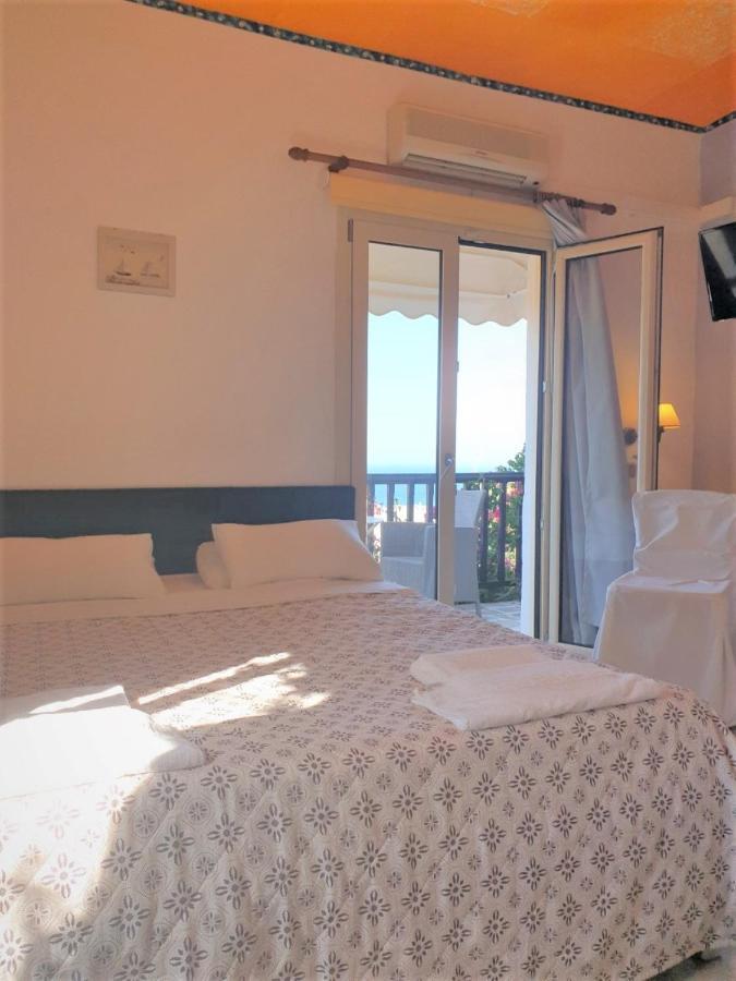 خيرسونِسوس Room Amariliz المظهر الخارجي الصورة
