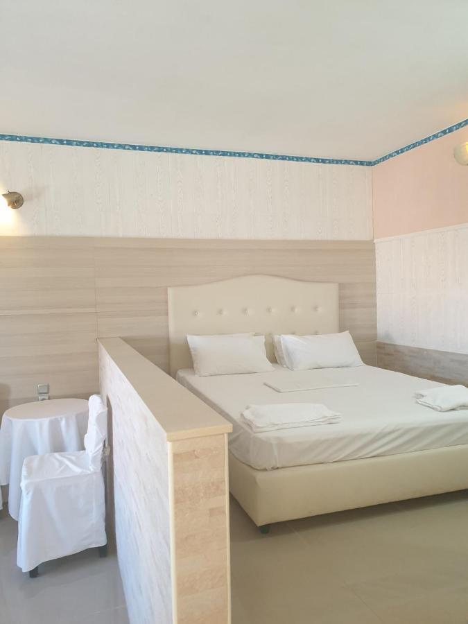 خيرسونِسوس Room Amariliz المظهر الخارجي الصورة